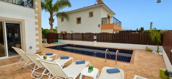 3_41.jpg Holiday home in Cyprus villa booking