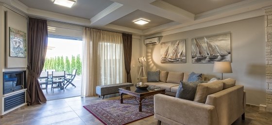 exclusive_no1_4_bedrooms_180sqm_living.jpg Holiday home in Halkidiki villa booking