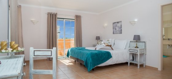img_5565.jpg Book a villa in Algarve