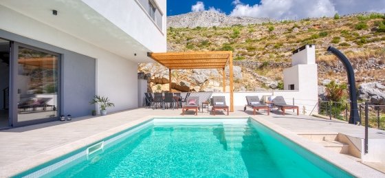 7_53.jpg Book a villa in Croatia
