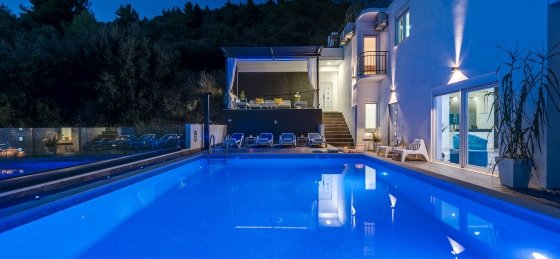 7.jpg Book a villa holiday in Makarska