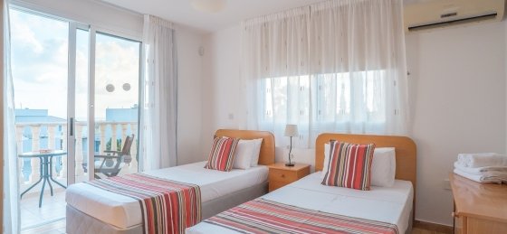 estia20.jpg Holiday home in Coral Bay villa booking