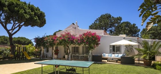256a7694.jpg Book a villa holiday in Vilamoura