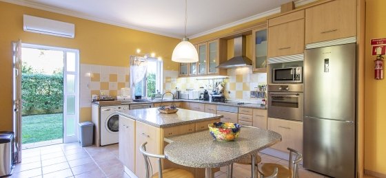 cozinha1_2.jpg Villa holidays in Vale do Lobo