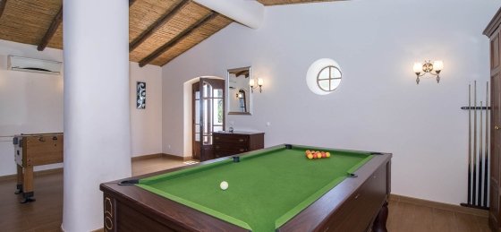 sala_de_jogos3.jpg Book a villa in Algarve