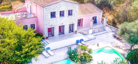 003.jpg Villas in Greece