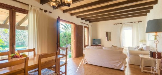 08_optimized.jpg Book a villa in Spain
