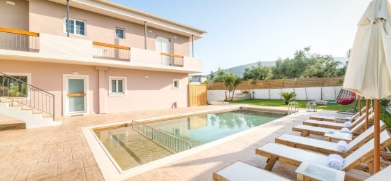 54-brumaresidence-may2018-adamthanos.com_.jpg Villa rentals in Greece