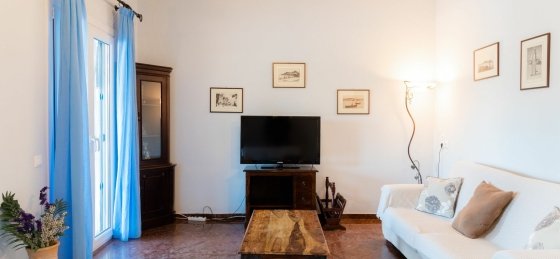 6dimitrissmall.jpg Villas in Greece