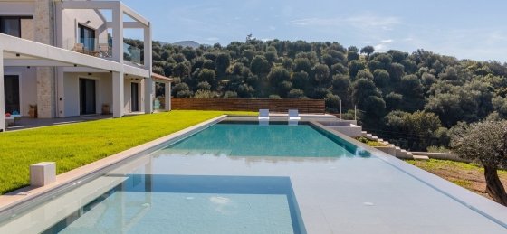 ebellina58small.jpg Villa rentals in Greece