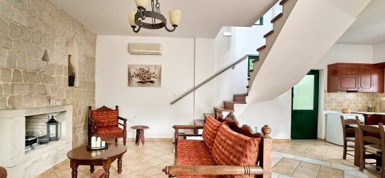elia13small.jpg Villa rentals in Plaka