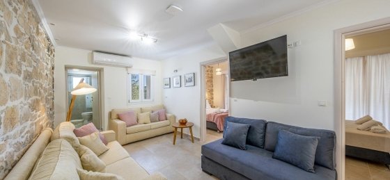 stg7543.jpg Book a villa holiday in Greece