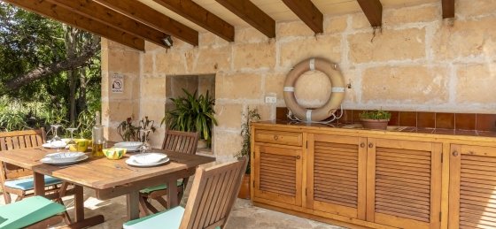 alegre_-_terrace_3_2400x16002019.jpg Book a villa holiday in Pollensa
