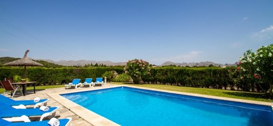 bosque_-_swimming_pool_a_01_2400x1600.jpg Villas in Spain