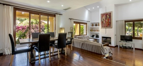 formosa_-_saloon_1.jpg Villa rentals in Balearic Islands