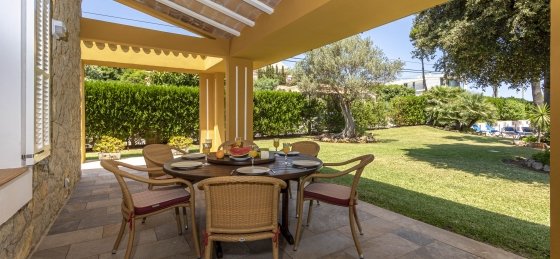 formosa_-_terrace_01.jpg Book a villa in Mallorca