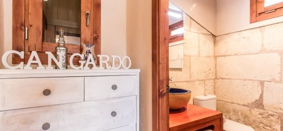 gardo_-_bathroom_1-2_sf.jpg Villa holidays in Pollensa