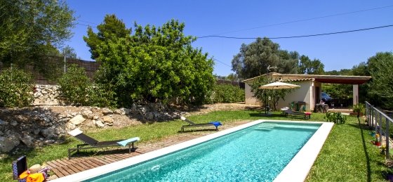 gardo_-_swimming_pool_08.jpg Villa in Mallorca to rent