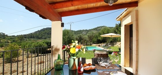 gardo_-_terrace_3.jpg Book a villa in Balearic Islands