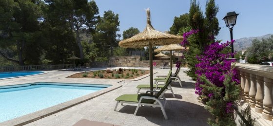 gvc_-_swimming_pool_5_2400x1600ns.jpg Holiday villas in Cala San Vicente