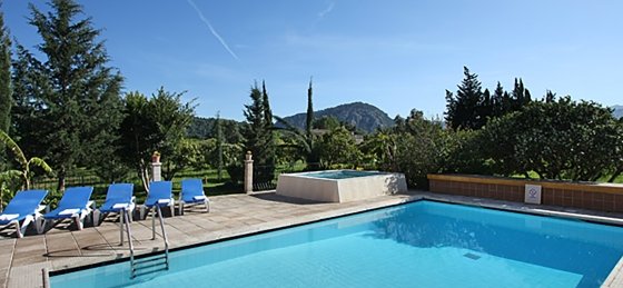 hort_3_cames_-_swimming_pool_5_2400x1600.jpg Villa rentals in Pollensa