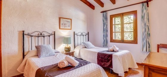 joan_-_bedroom_2-1_2400x16001.jpg Villas in Balearic Islands