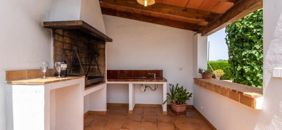 oliver_-_xterior_bbq_1_18_2400x1600.jpg Holiday villas in Balearic Islands
