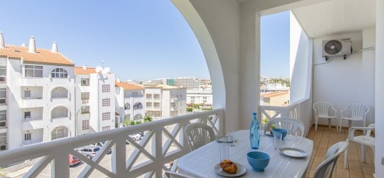varanda1.jpg Book a villa in Portugal
