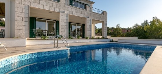 villa_in_milna_8_1.jpg Book a villa in Croatia