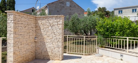 villa_in_sumartin_30.jpg Villas in Brac