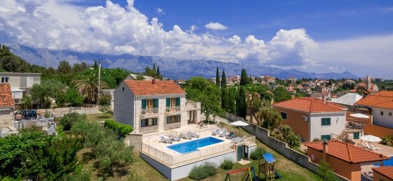 villa_in_sumartin_35.jpg Book a villa holiday in Croatia