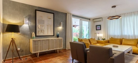 2b178f20-eb1a-441b-9a0d-070a8c7beb66.f10.jpg Book a villa in Mijas