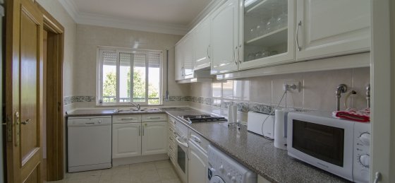 kitchen_2.jpg Villa rentals in Algarve