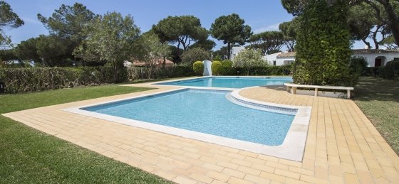 piscina3.jpg Villa rentals in Vilamoura