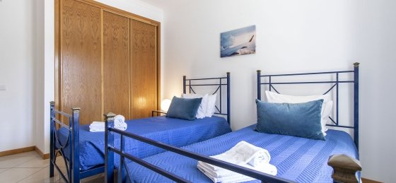 quarto1.2.jpg Villa rentals in Albufeira