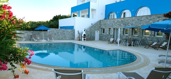 17.jpg Villa holidays in Greece