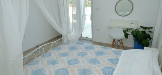 49_daytime.jpg Book a villa holiday in Greece