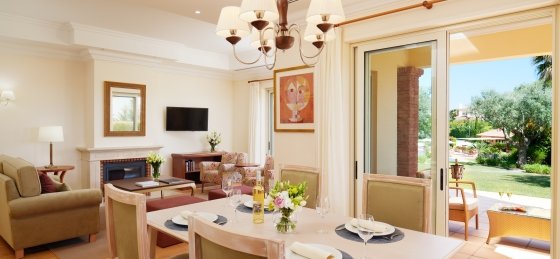 linked_villa_-_dining_room_-_2018.jpg Holiday villas in Portugal