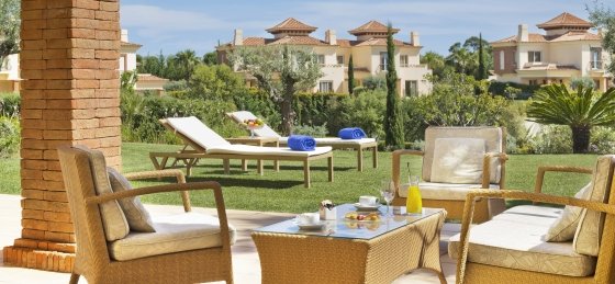 linked_villa_-_terrace_set_up.jpg Villa in Portugal to rent